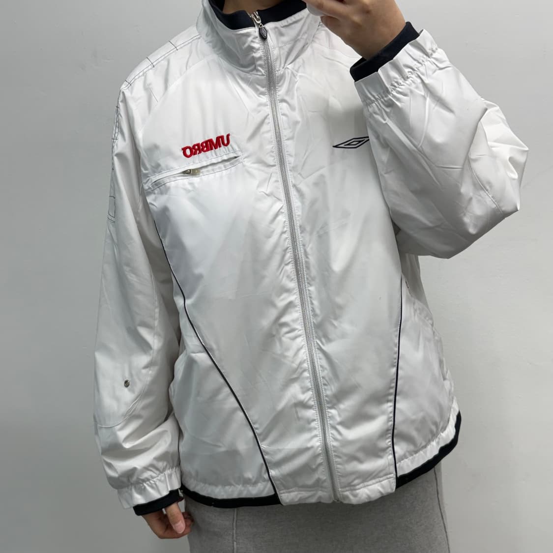 [L] 엄브로 올드스쿨 바람막이 상품이미지2