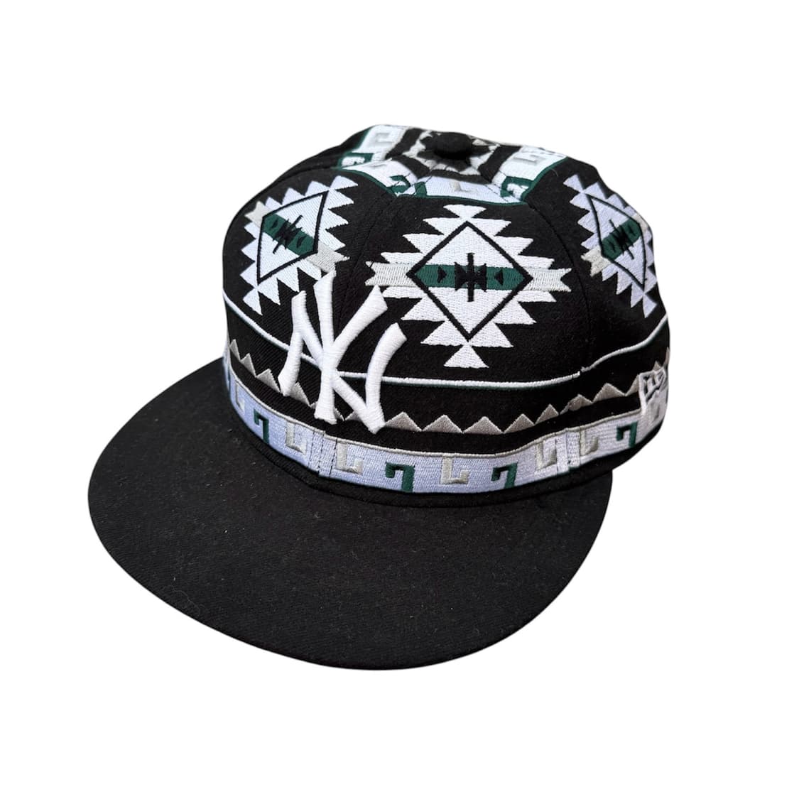 우주매물) 뉴에라 뉴욕 양키스 나바호 아즈텍 패턴 스냅백 상품이미지1