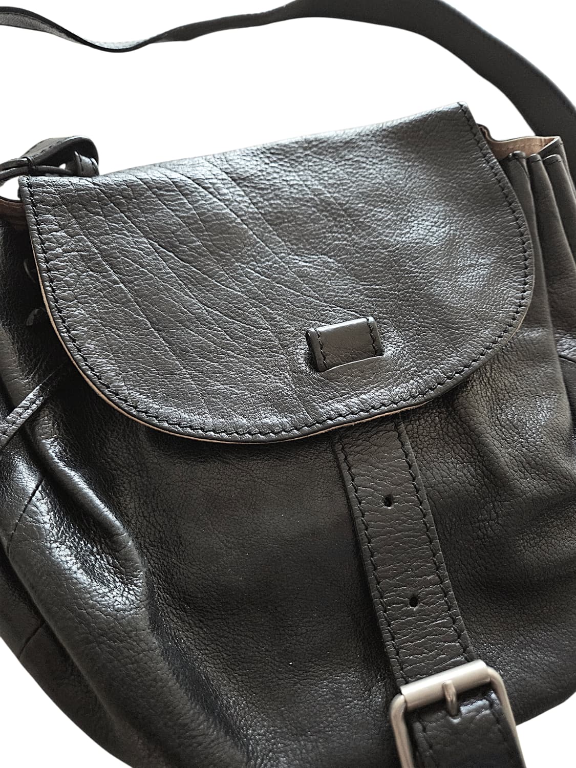 드리스 반노튼 소가죽 숄더백 상품이미지4