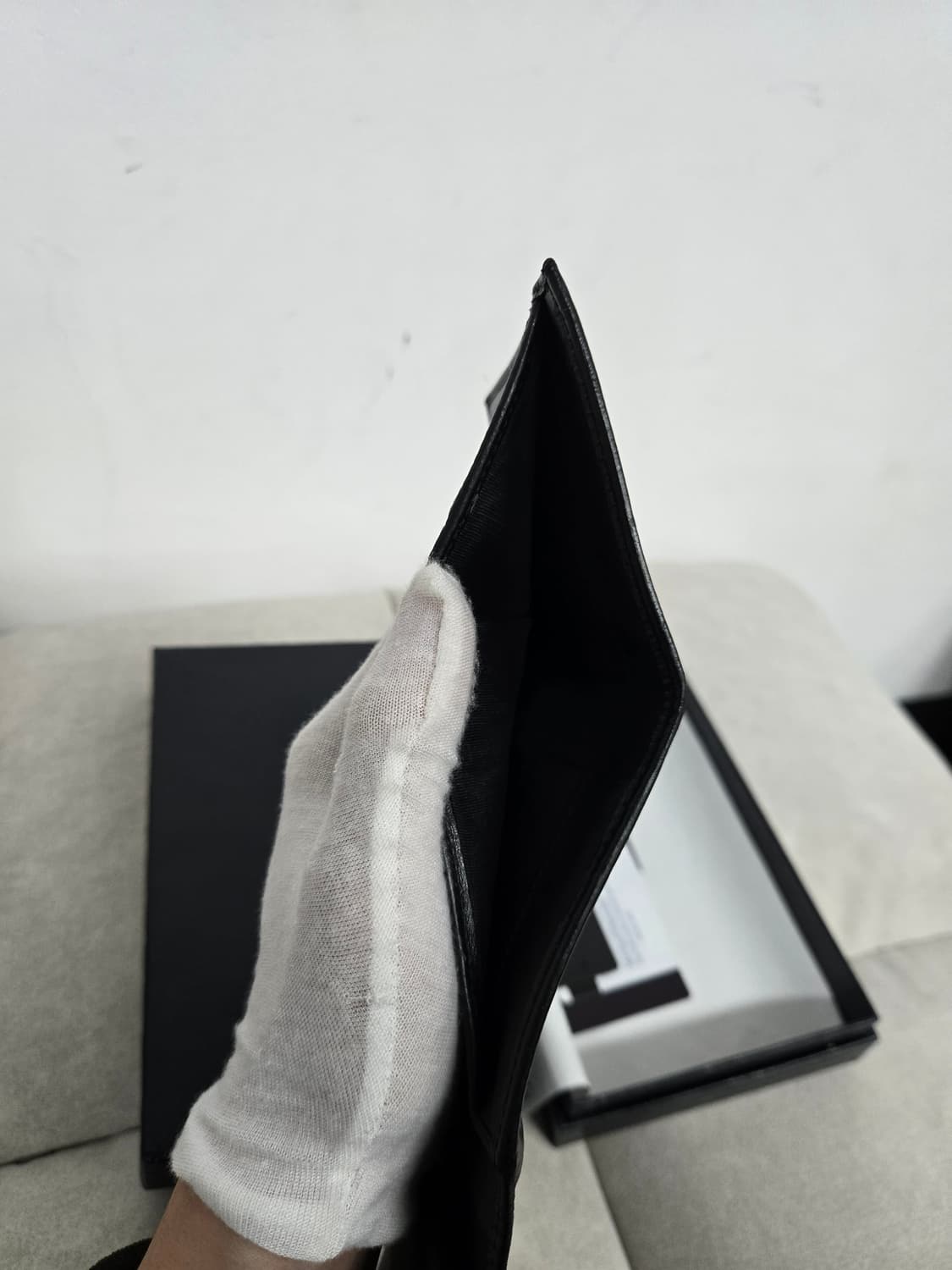 [보증서 정품] 프라다 사피아노 중지갑 상품이미지3