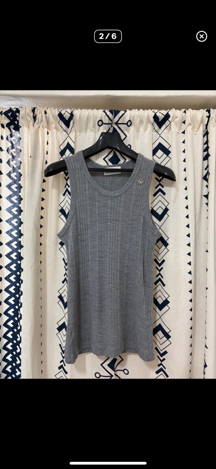 렉토 울 블레드 슬리브리스 M 사이즈 팝니다. 상품이미지2