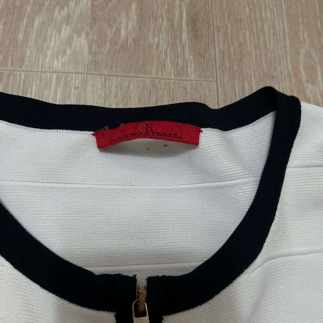캐롤라이나 헤레라 여성 화이트 원피스 S/90 상품이미지4