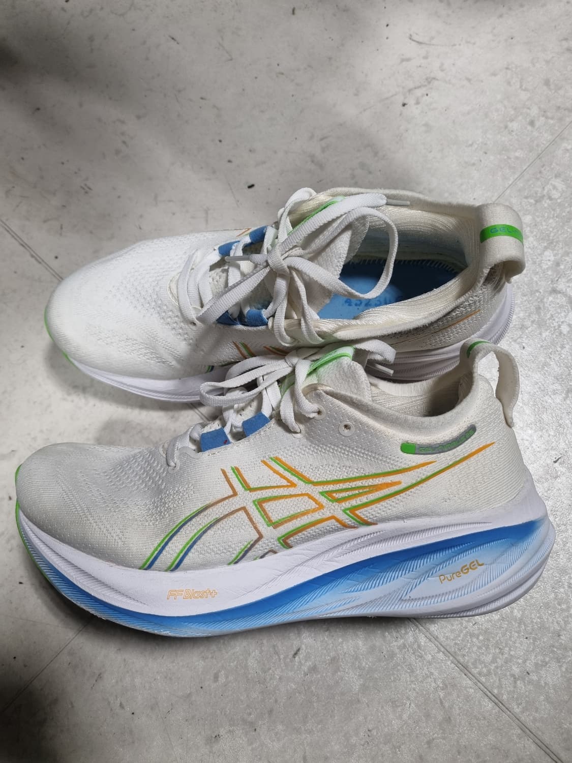 아식스 젤 님버스26 러닝화  상품이미지2