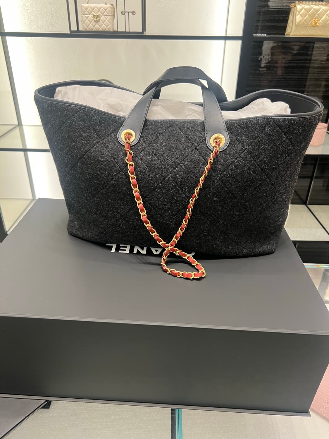 샤넬 블랙그레이 퀼팅쇼퍼백 상품이미지2