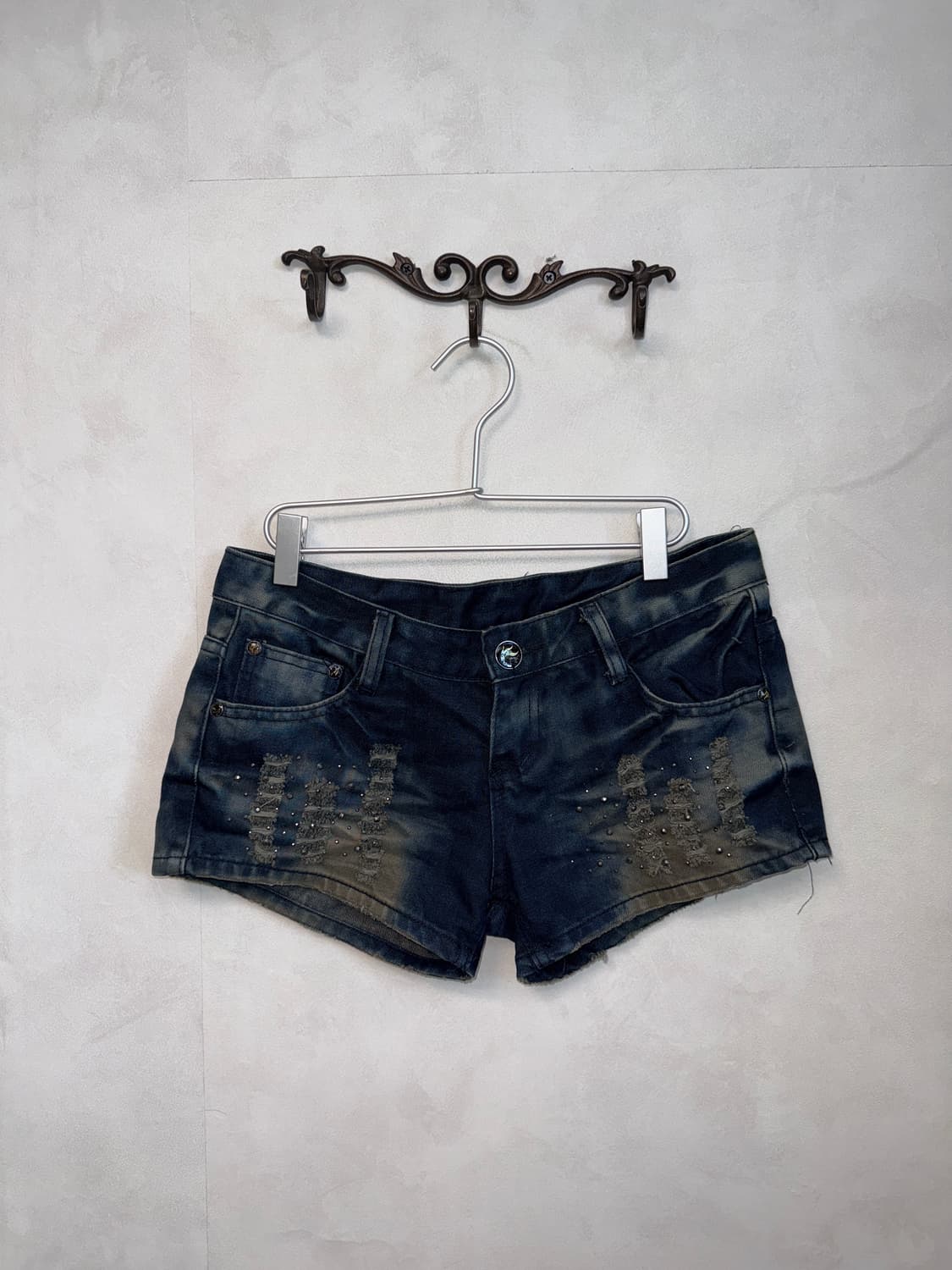 Washing denim destroyed cubic shorts 상품이미지1