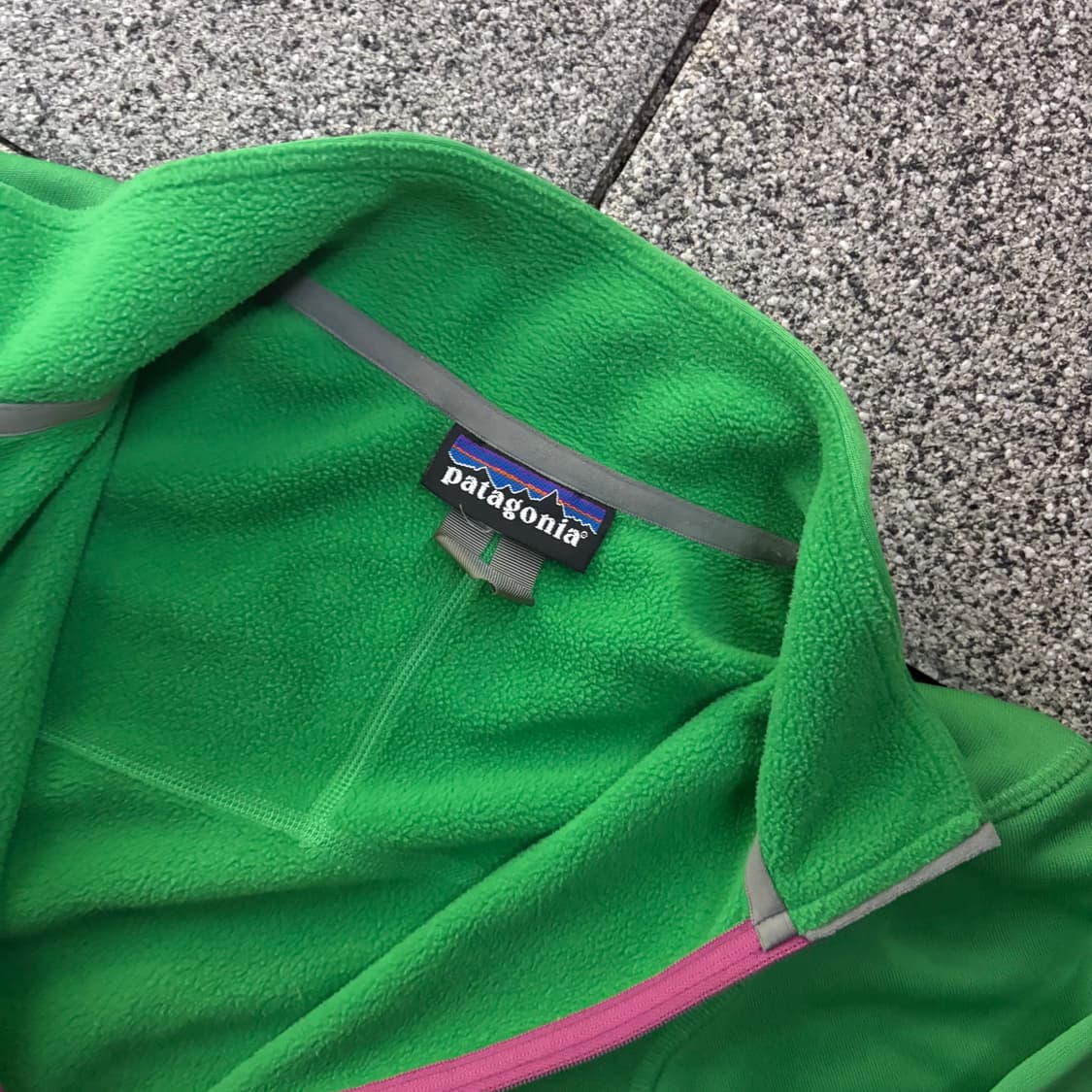 파타고니아 우먼즈 그린 피톤 풀오버 상품이미지5