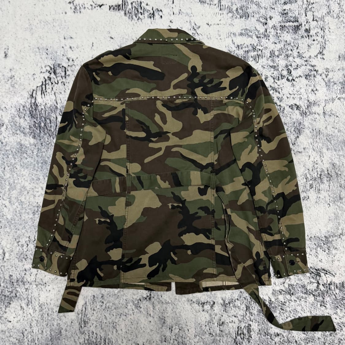 (국문탭) 생로랑 15fw 밀리터리 스터드 카모자켓 L 상품이미지2