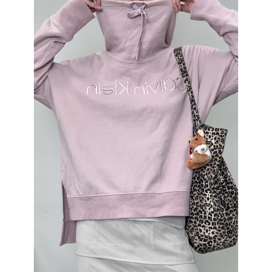 빈티지 캘빈 클라인 연핑크 하이넥 후드티 상품이미지1