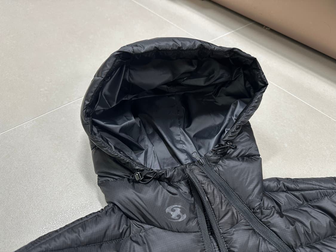 산산기어 25fw 서픽스 경량패딩 블랙 1사이즈 상품이미지2
