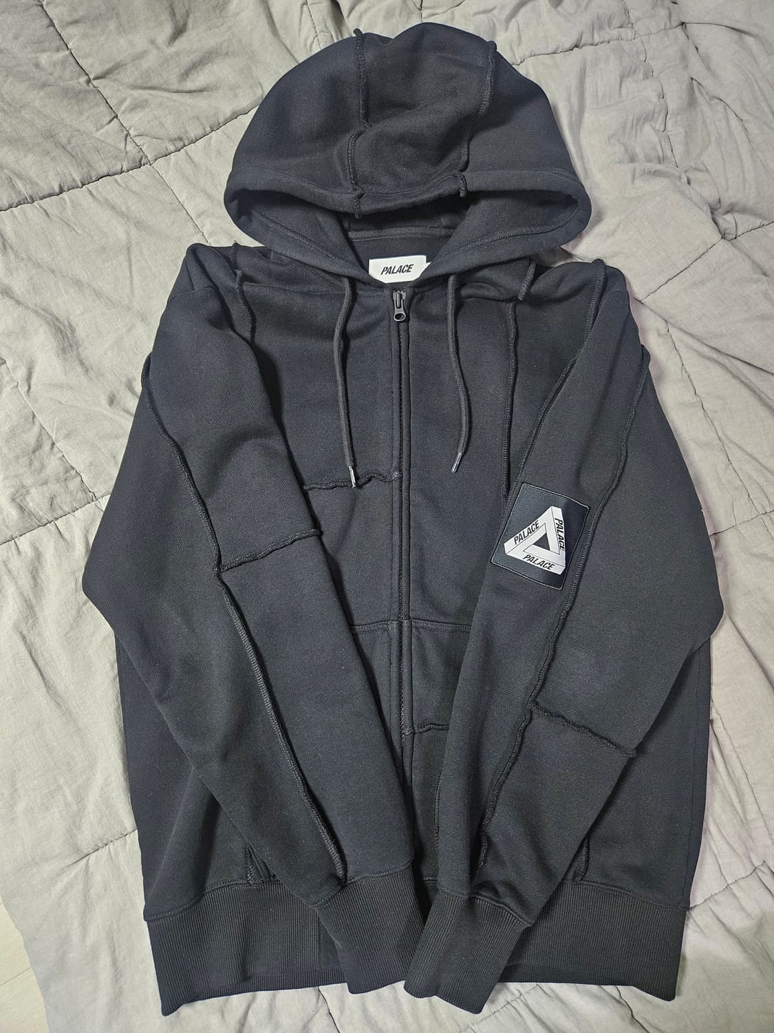 [L] 팔라스 패치 미 업 후드집업 블랙 상품이미지1