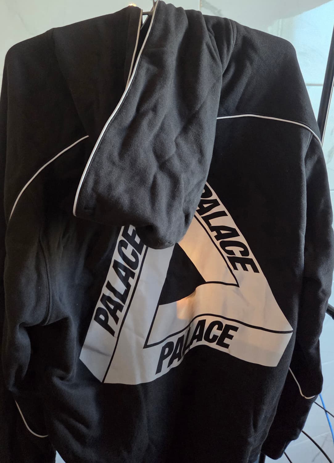 팔라스 후드티 상품이미지2