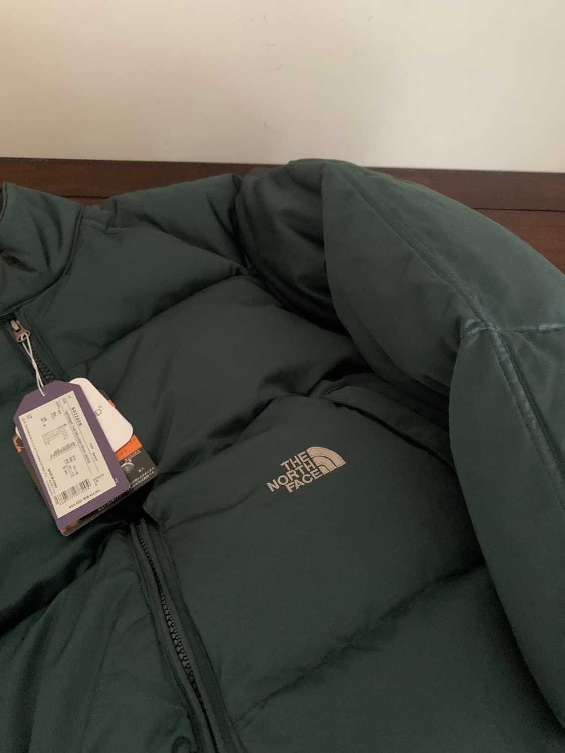 노스페이스 퍼플 로고 패딩 상품이미지5
