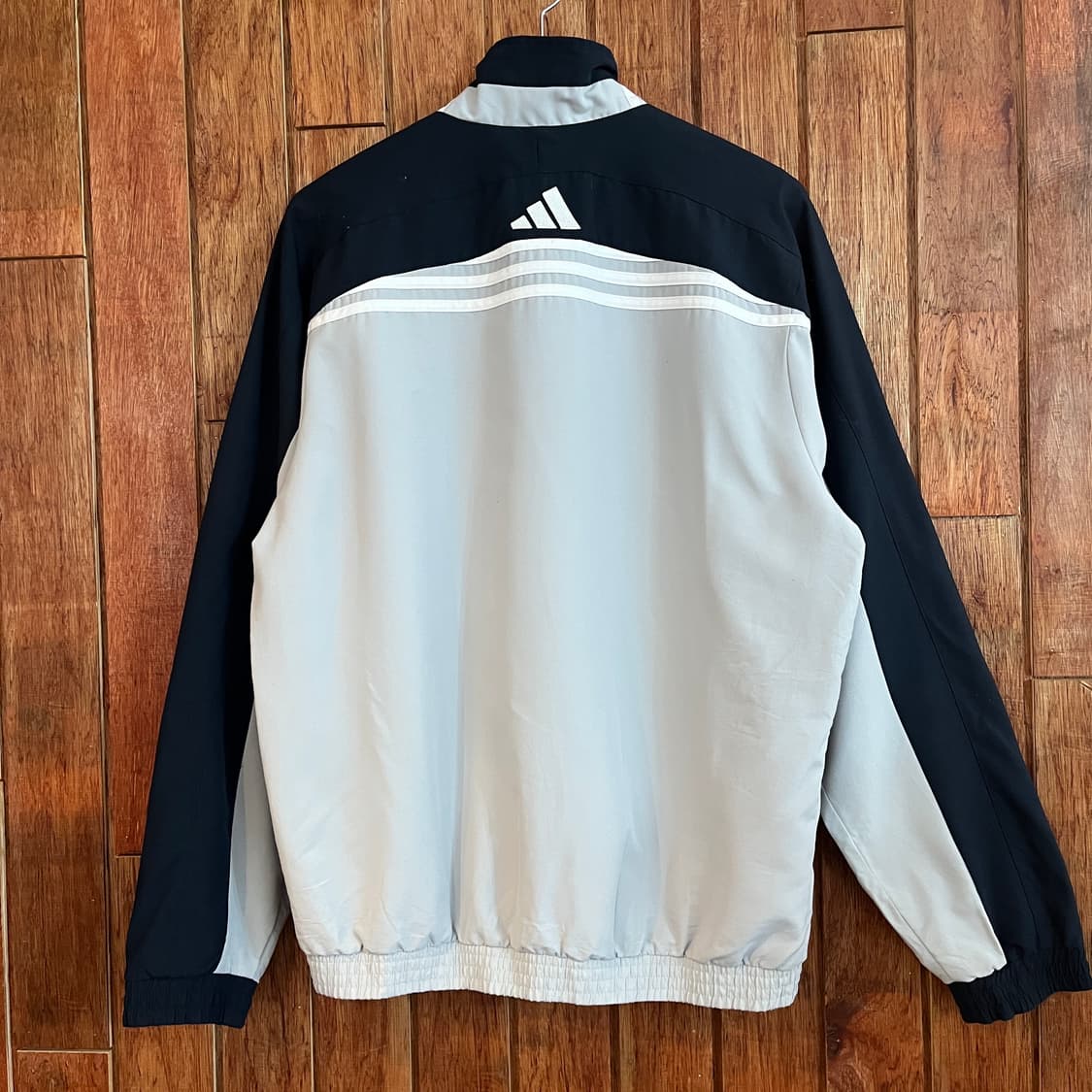Adidas 00's 바람막이 상품이미지3