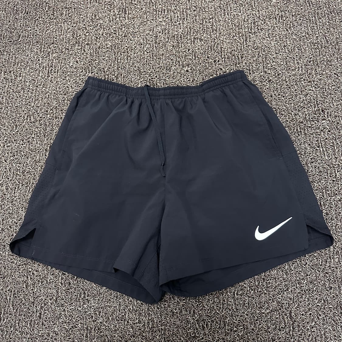 NIKE 나이키 스우시 반바지 운동복 블랙 XL 상품이미지1