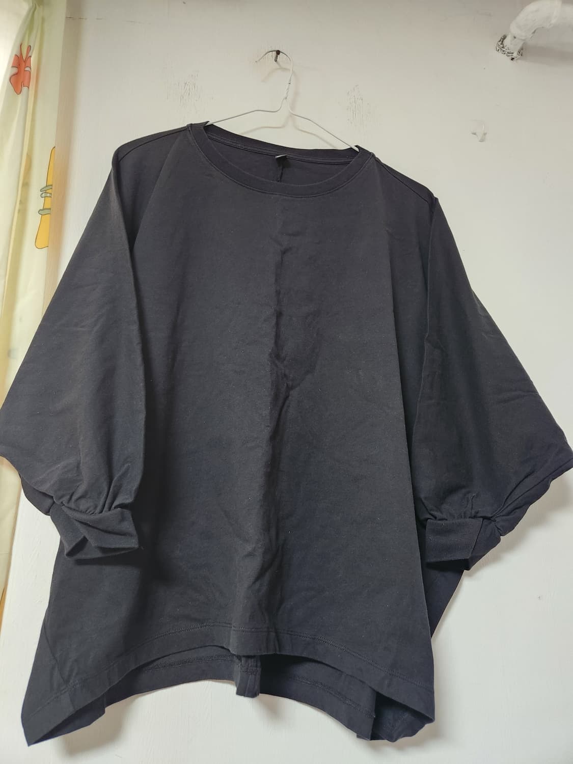 유니클로 블랙 가오리핏 칠부 소매 티셔츠F 상품이미지3