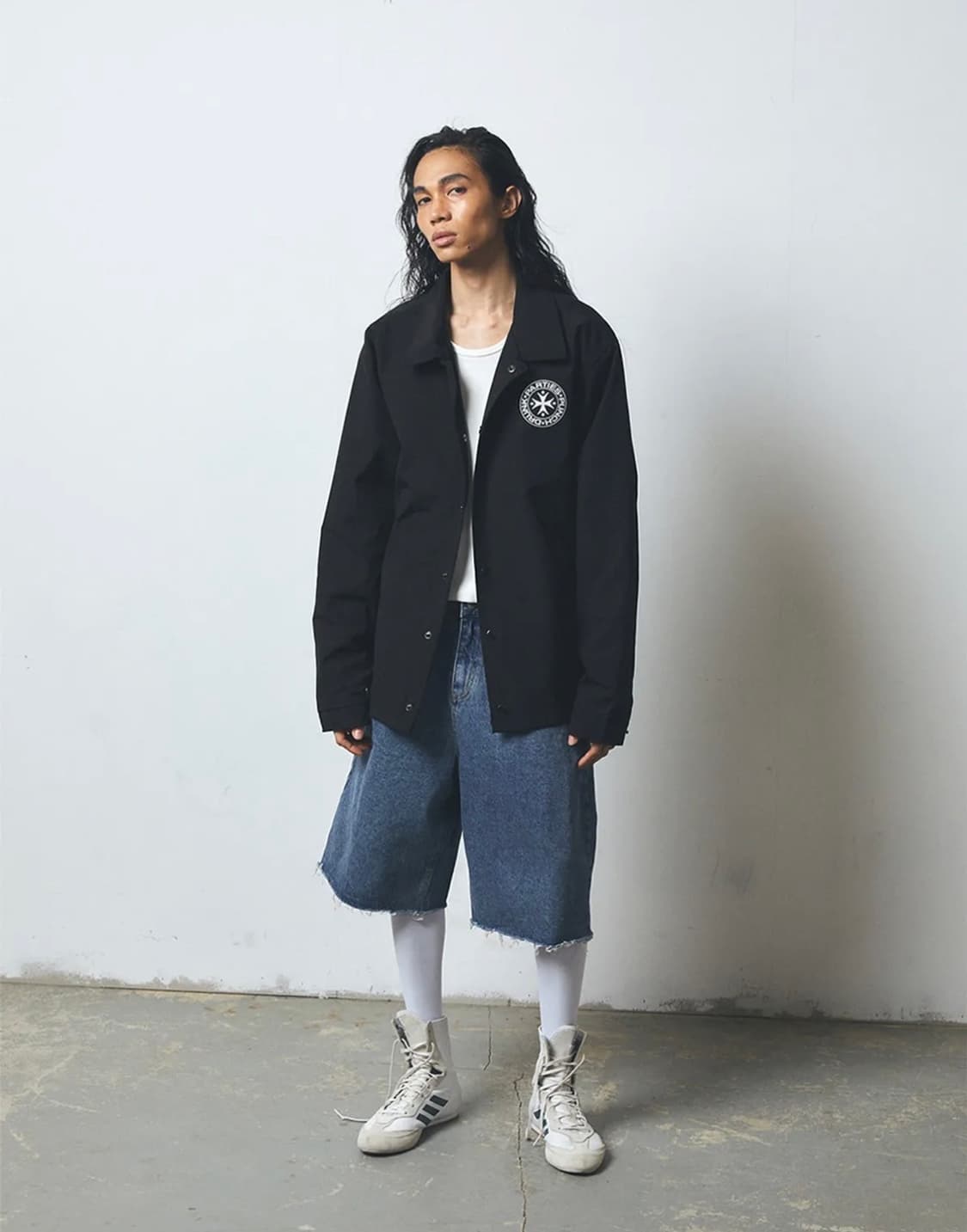 Circle Logo Coach Jacket (BLACK) 상품이미지1