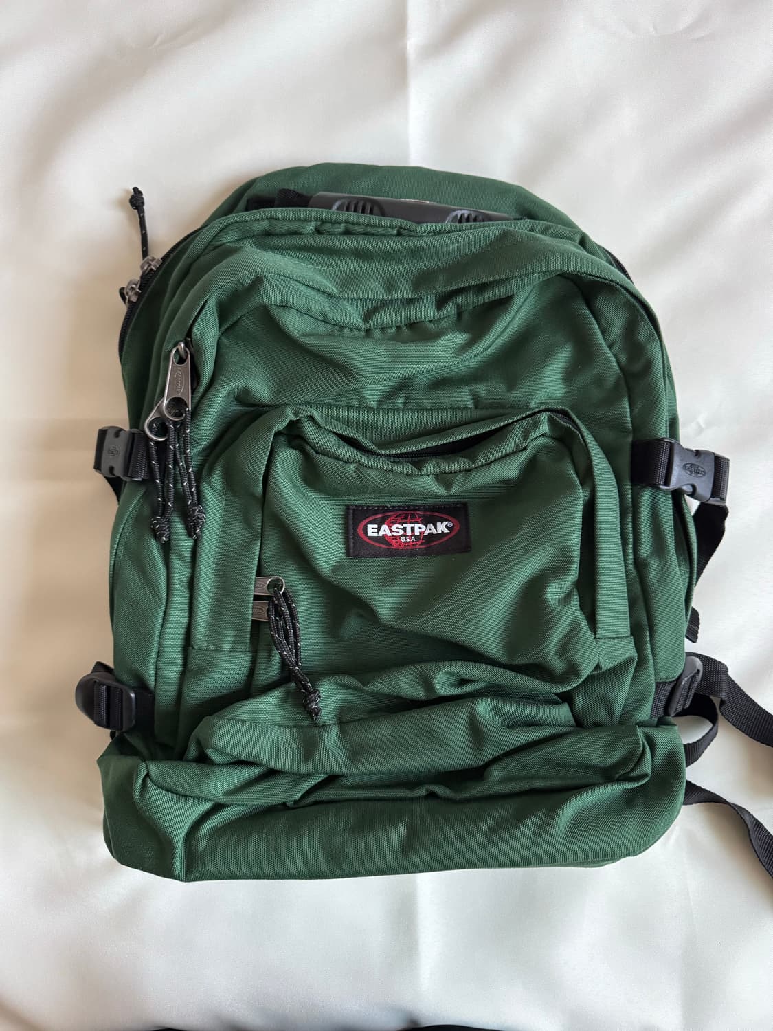 이스트팩 프로바이더 노트북 백팩 상품이미지1