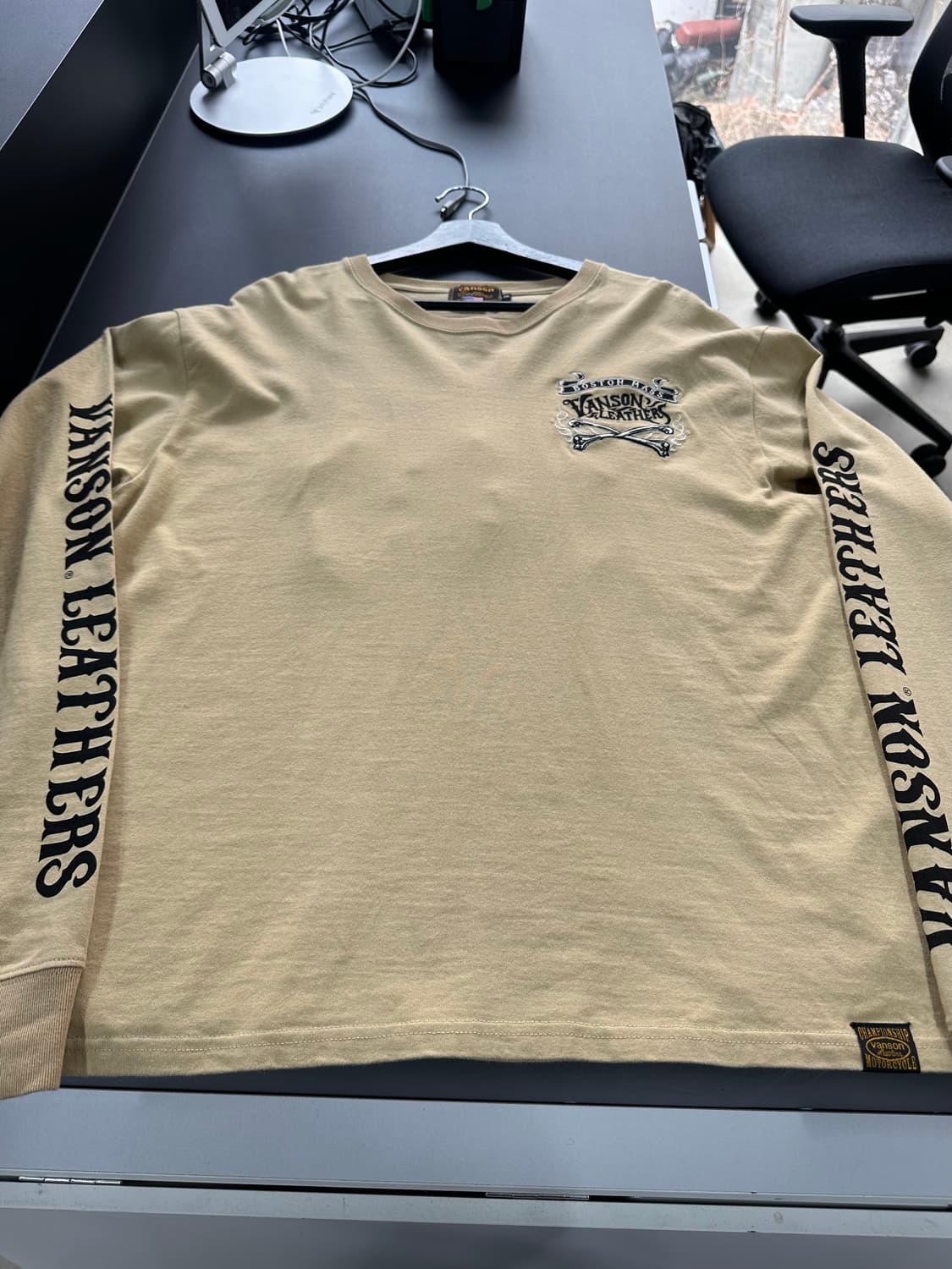 벤슨 Bunker Hill 본 자수 롱슬리브긴팔티 상품이미지6