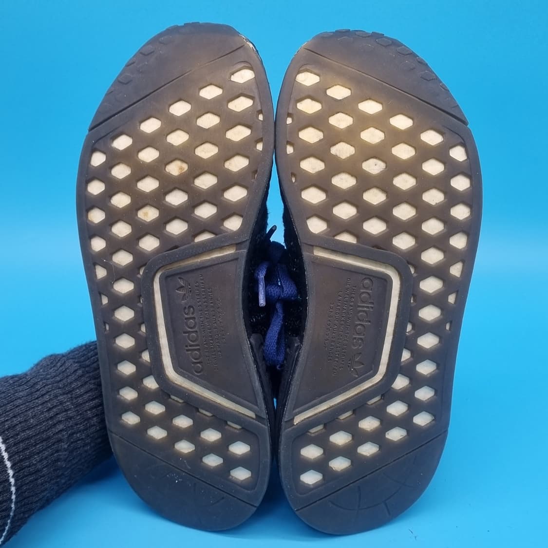 hhh 아디다스 NMD R1 여성 운동화 245 상품이미지3