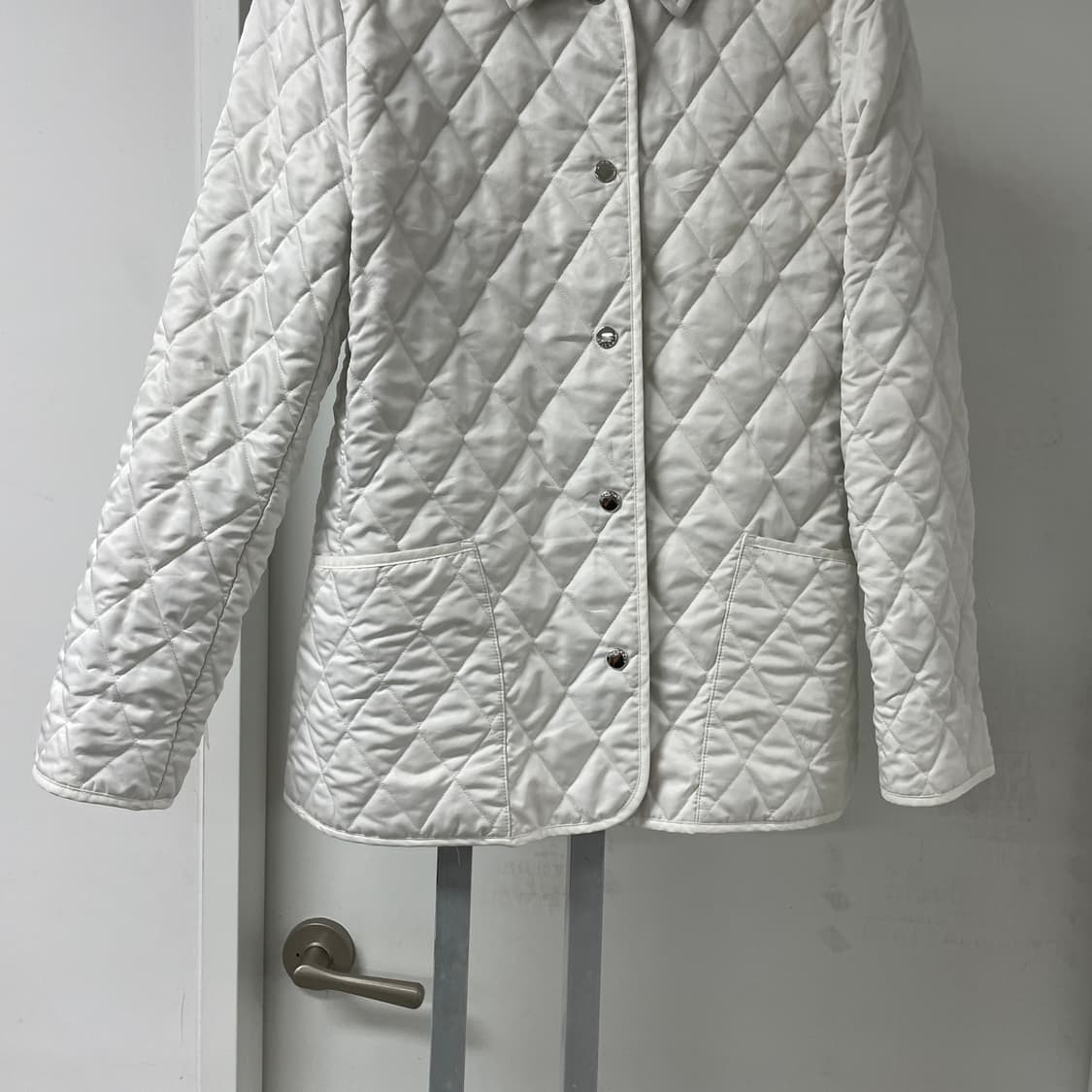 버버리 퀄팅 자켓 아이보리 S(W)  상품이미지3