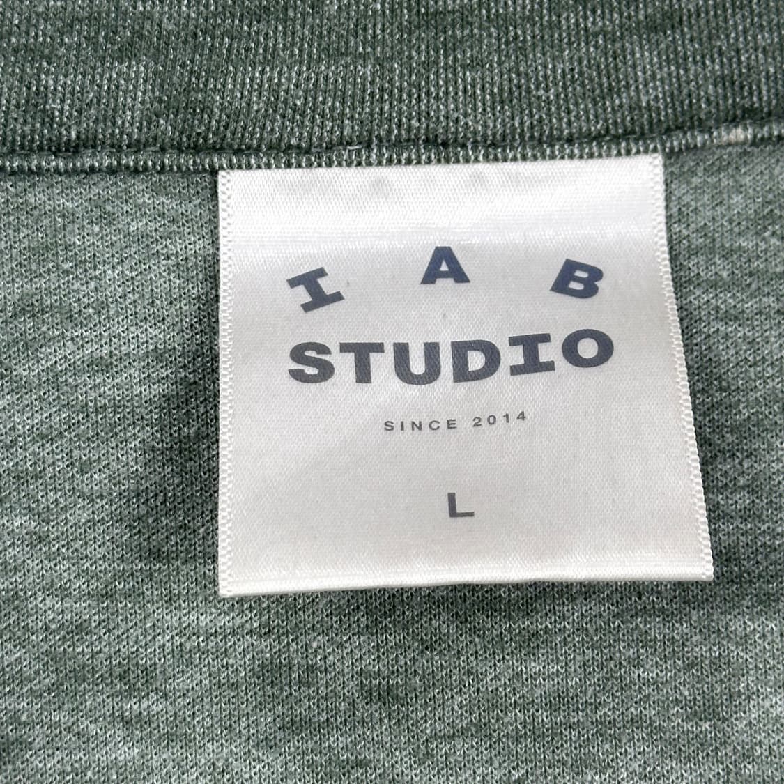 아이앱스튜디오 모노그램 긴팔 파자마 상의 L 상품이미지5