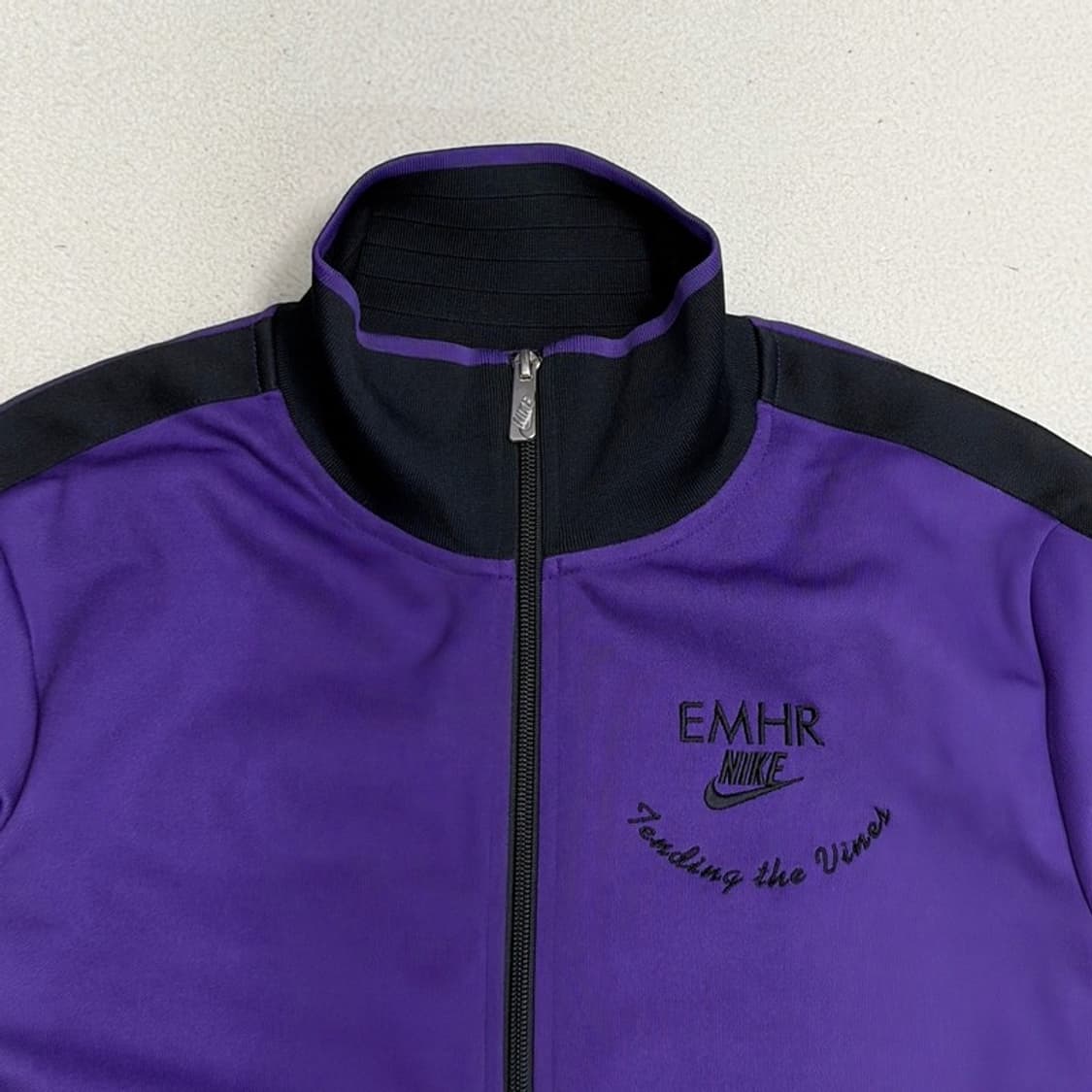 NIKE 스포츠웨어 퍼플 트랙자켓 M 상품이미지3