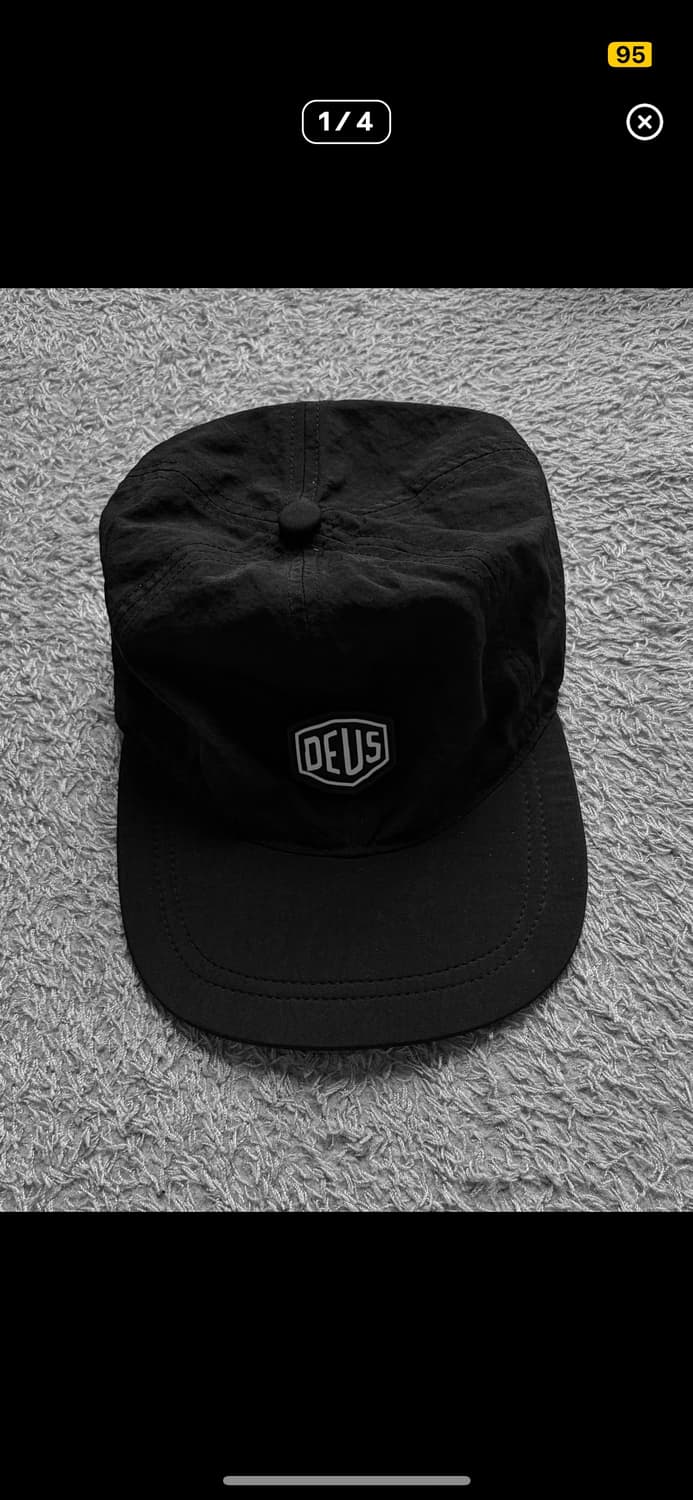 데우스 엑스 마키나 캠프캡 상품이미지1