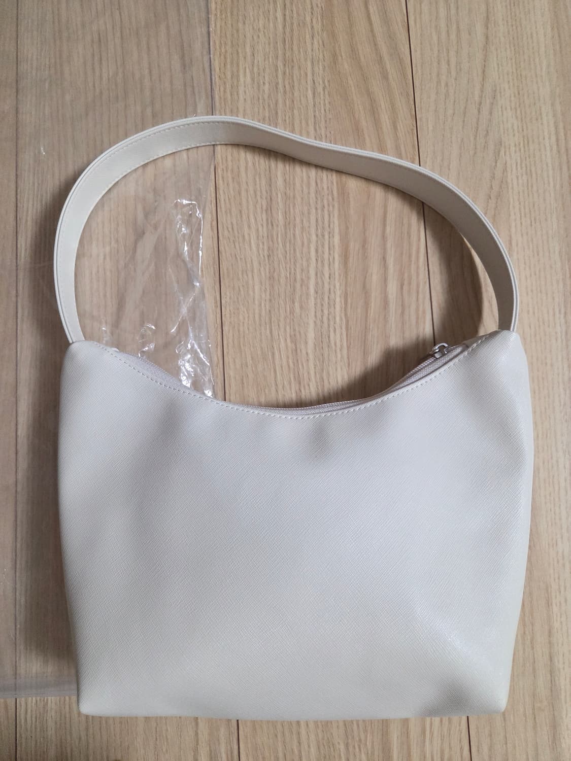 emis 이미스가방 뉴 레더 호보백 숄더백 판매(2회 사용) 상품이미지4