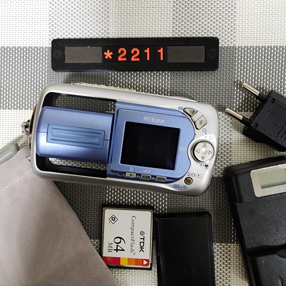 니콘 쿨픽스 2500 디지털카메라 파우치포함 상품이미지4