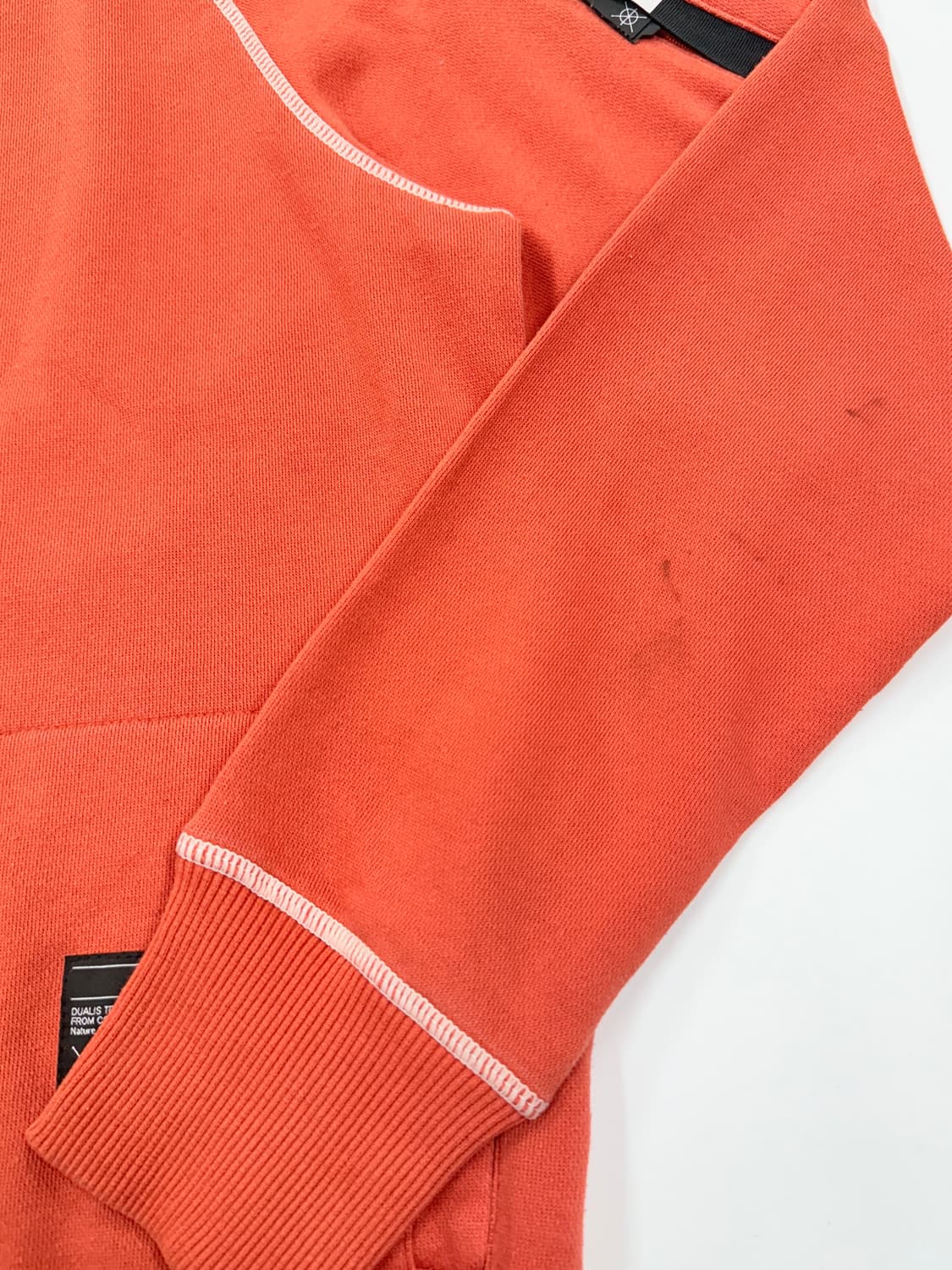 데상트 라인 포켓 맨투맨 상품이미지4