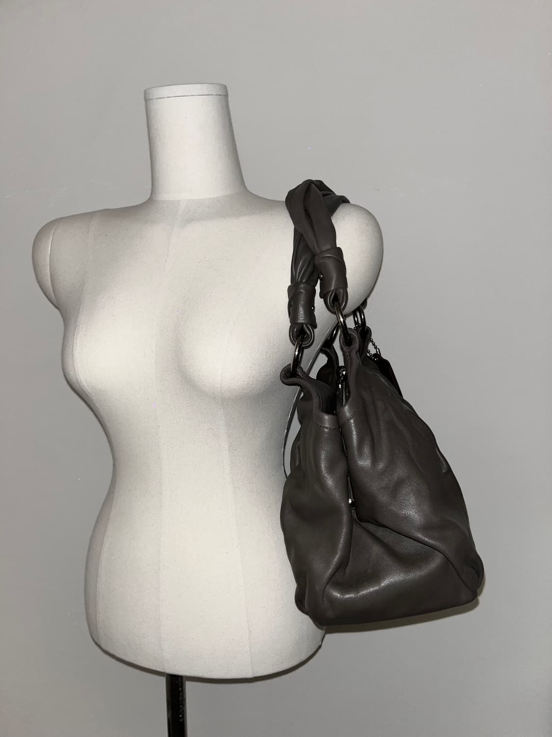 📦 Coach brown gray Shoulder Bag 상품이미지4