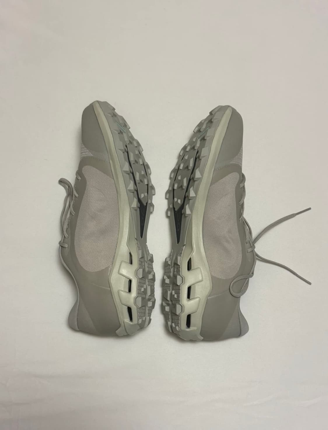 새상품 온러닝 파프paf 클라우드 벤쳐 아이스 문 260 상품이미지3