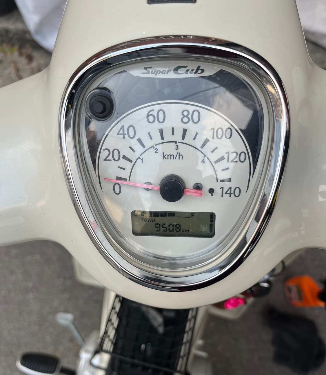 2021년식 혼다 슈퍼 커브 110 아이보리 주행거리 적다는 점 상품이미지5