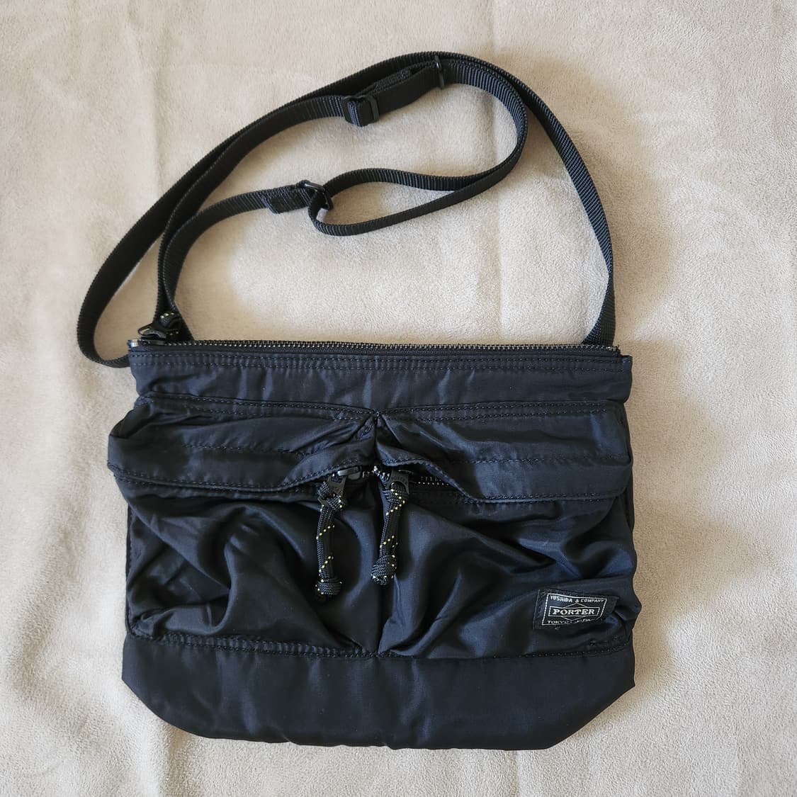 요시다 포터 Porter 포스 숄더백 블랙 상품이미지1