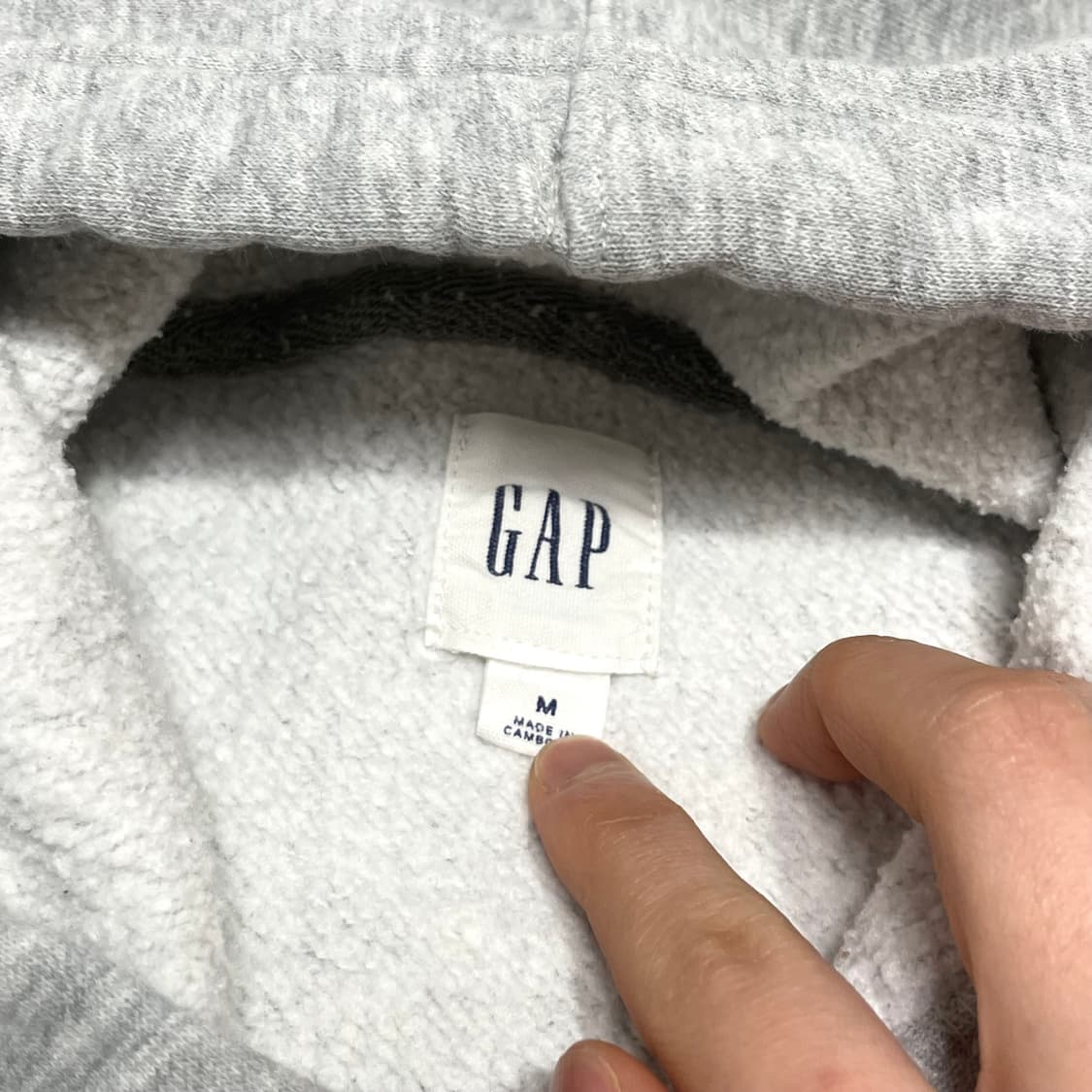 갭 스펠로고 그레이 기모 후드티셔츠 남성M 상품이미지3