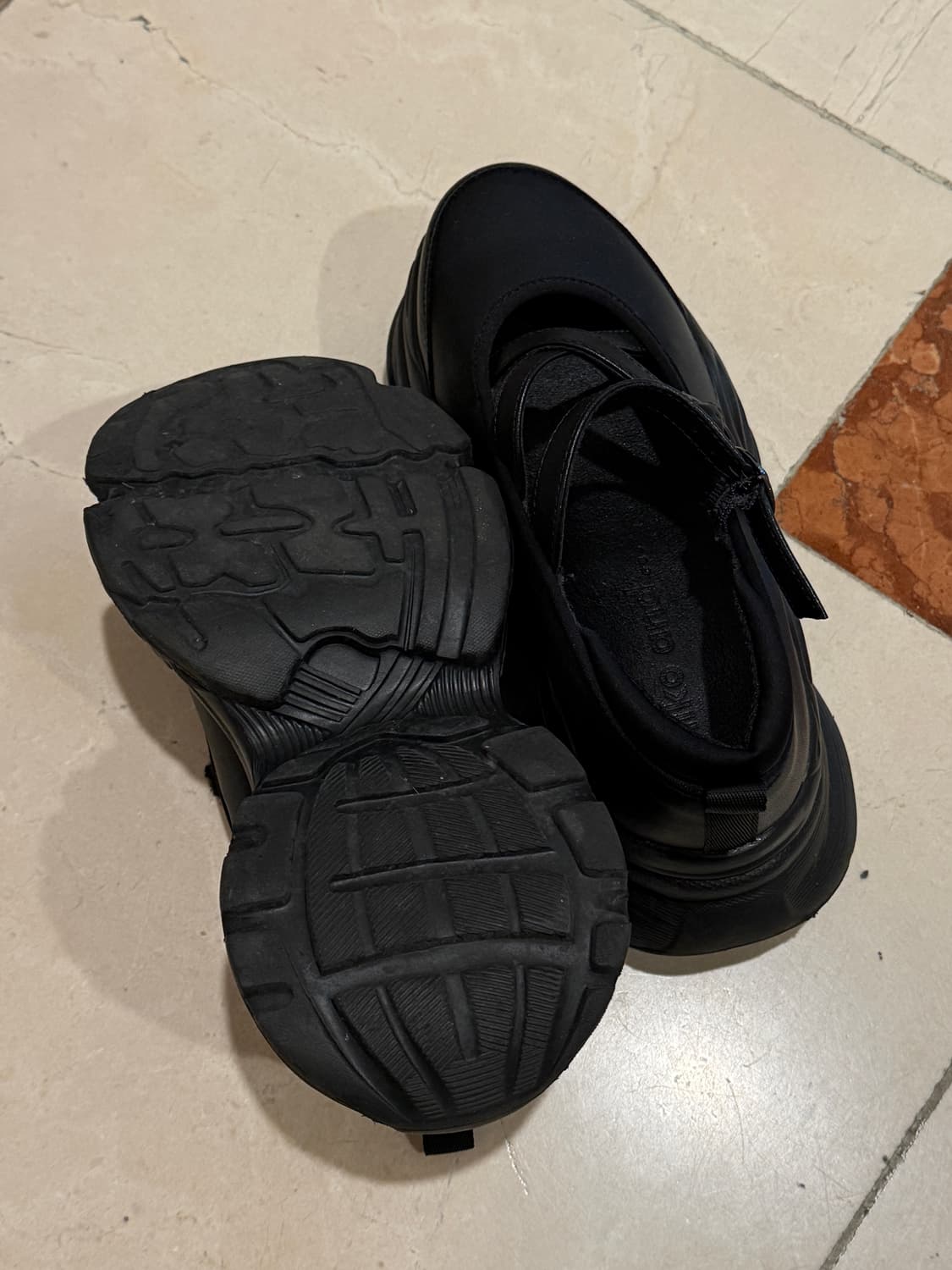 니코앤드 niko and... 메리제인 슈즈 블랙 상품이미지3