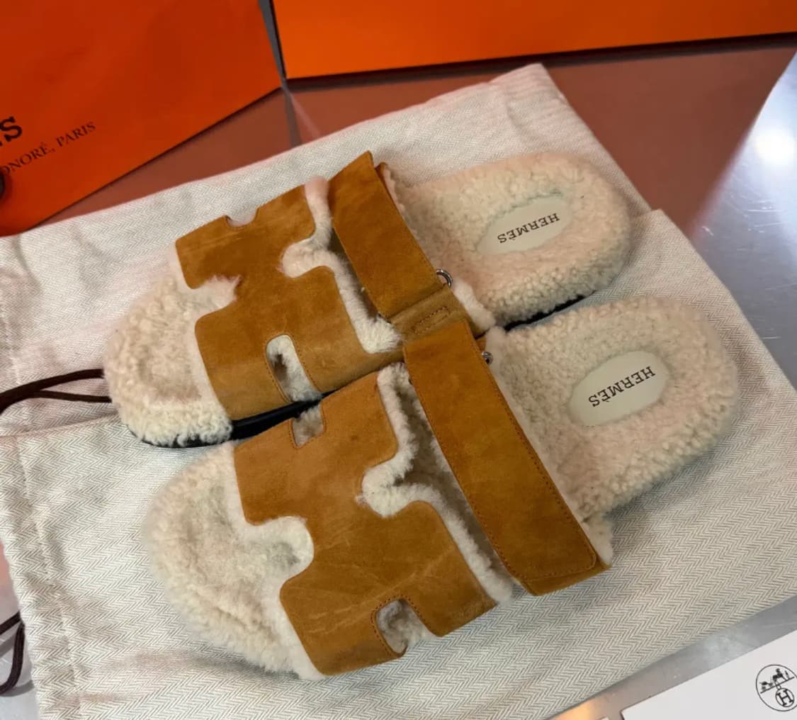 [정품] 에르메스 스웨이드 어퍼 슬리퍼 275 
풀구성품 상품이미지1