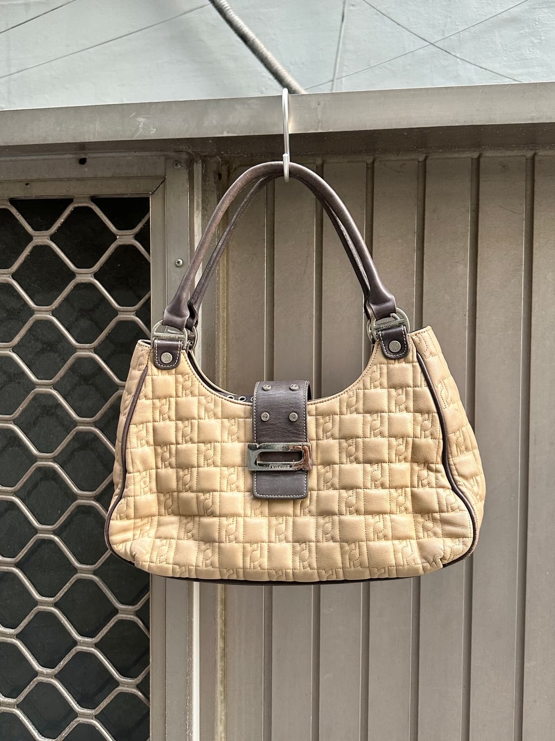 Renoma vintage embossed leather stud bag 상품이미지2