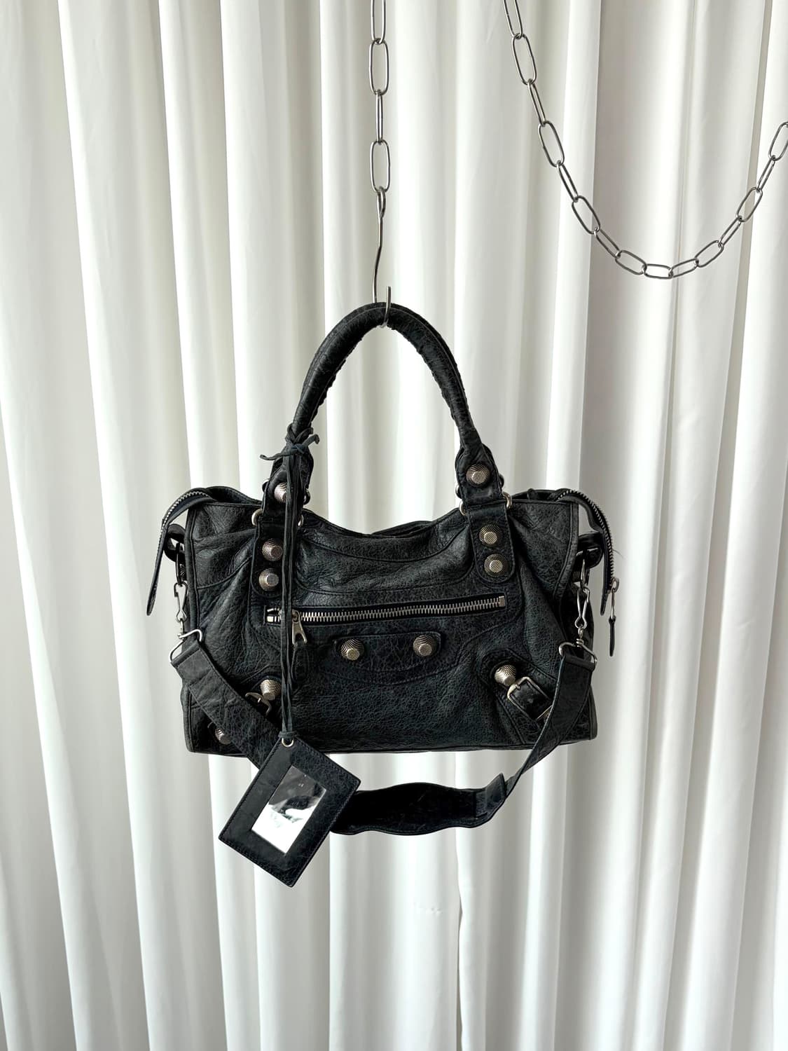 발렌시아가 시티 모터백 상품이미지1