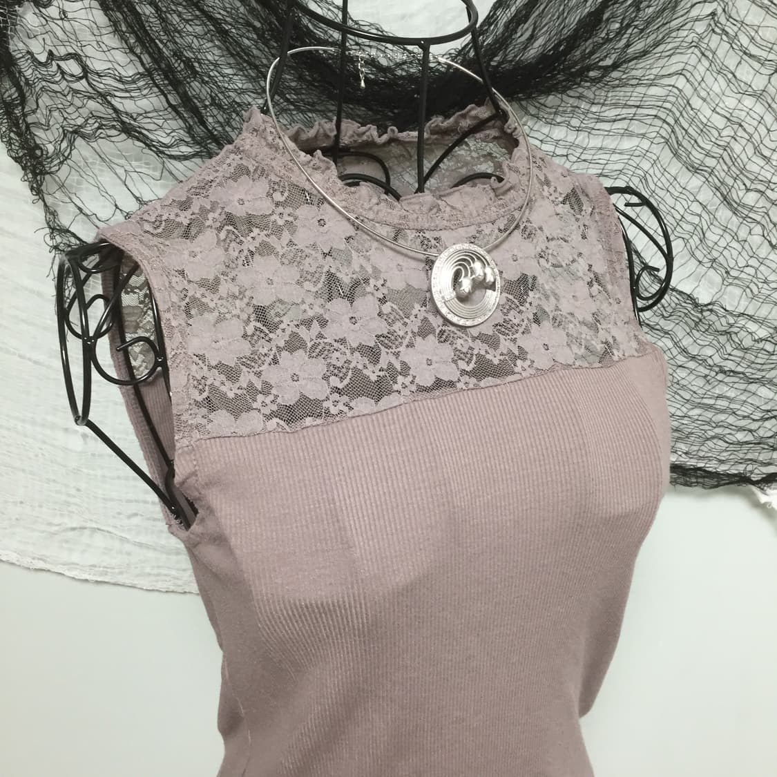 Rose lace sleeves top 상품이미지4