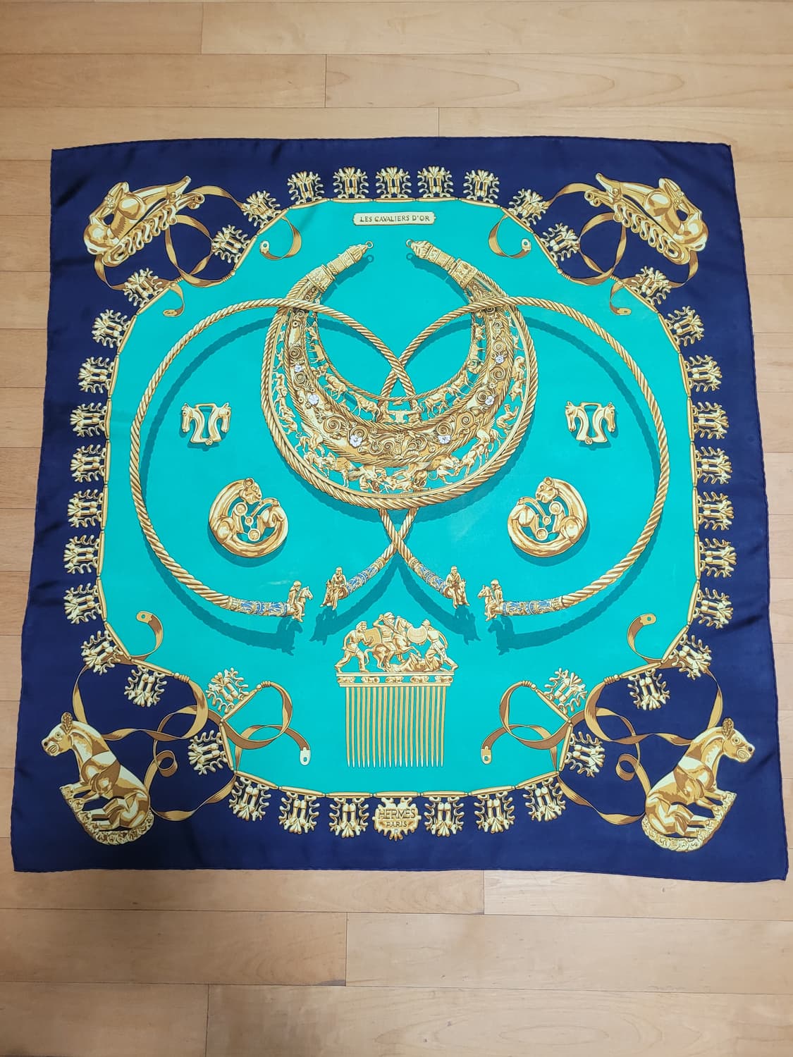 정품 에르메스 까레 실크 스카프 상품이미지2