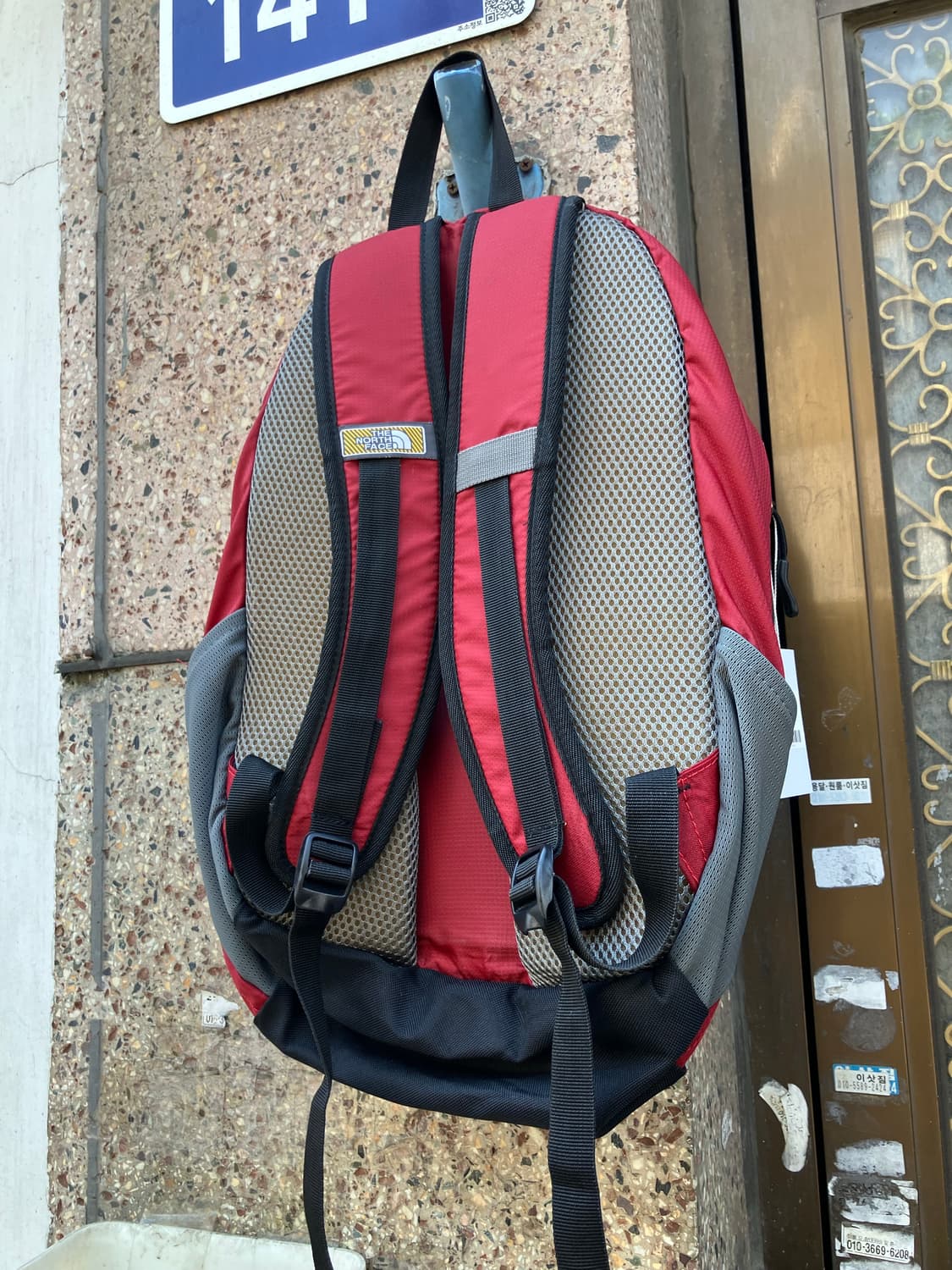 THE NORTH FACE 핫샷 유틸리티 레드 백팩 상품이미지6