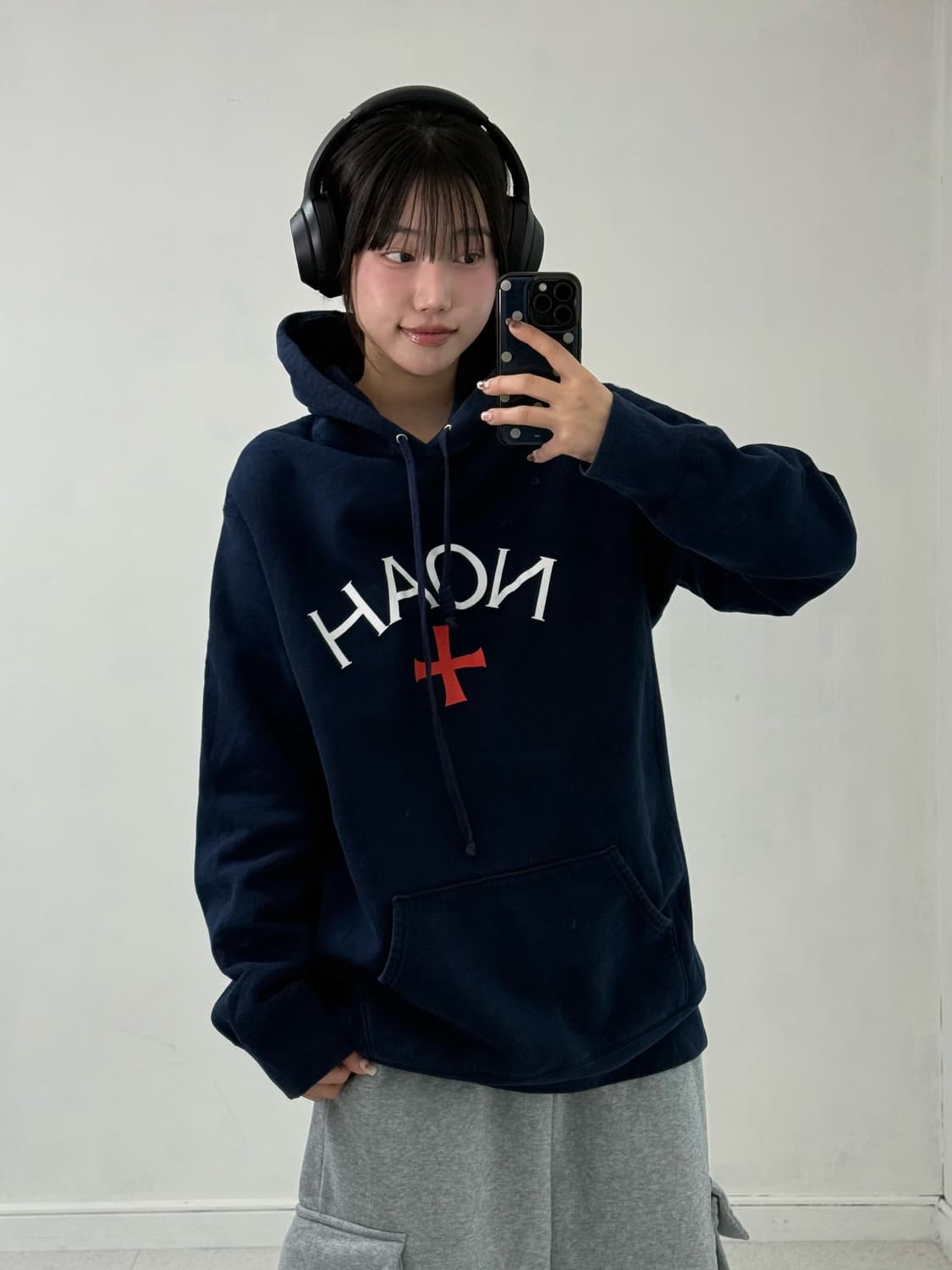 노아 네이비 후드티 상품이미지2