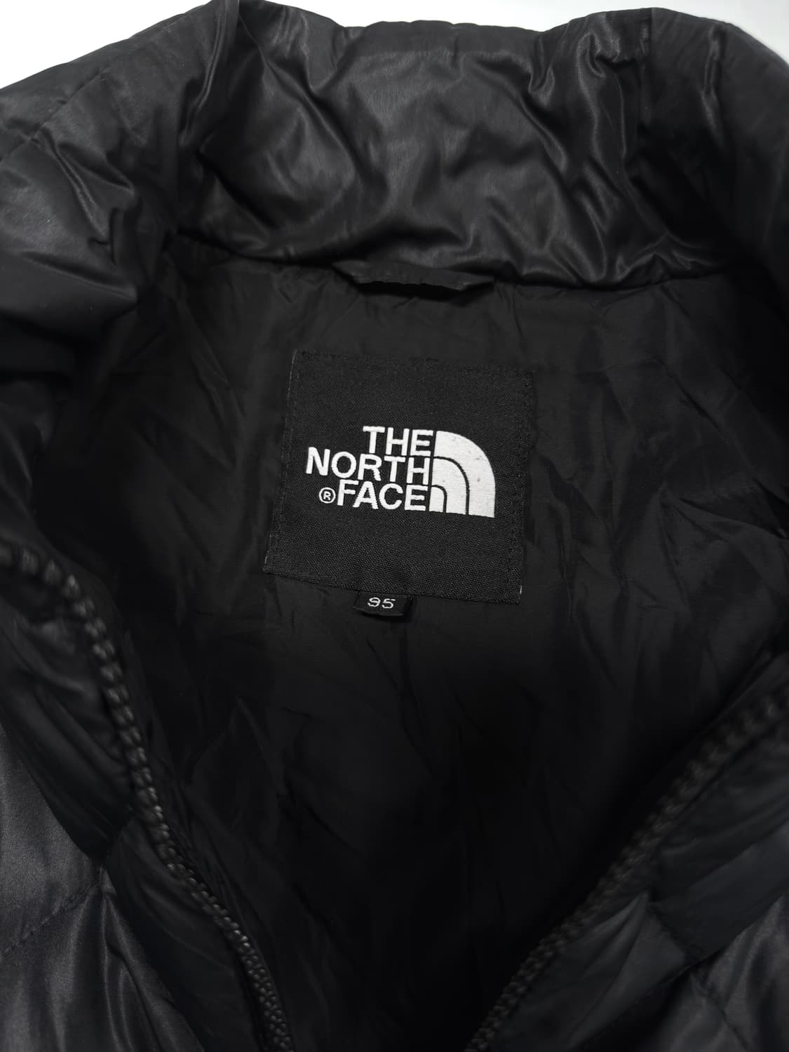 노스페이스 600 필파워 경량패딩 상품이미지4