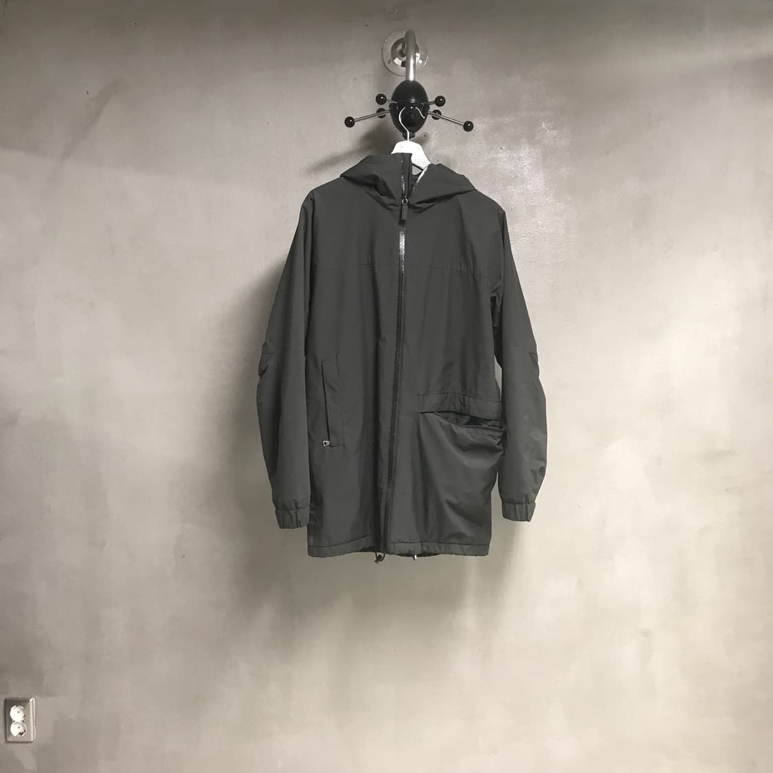 프라다 스포츠 기모 후드 바람막이 자켓 46 상품이미지1