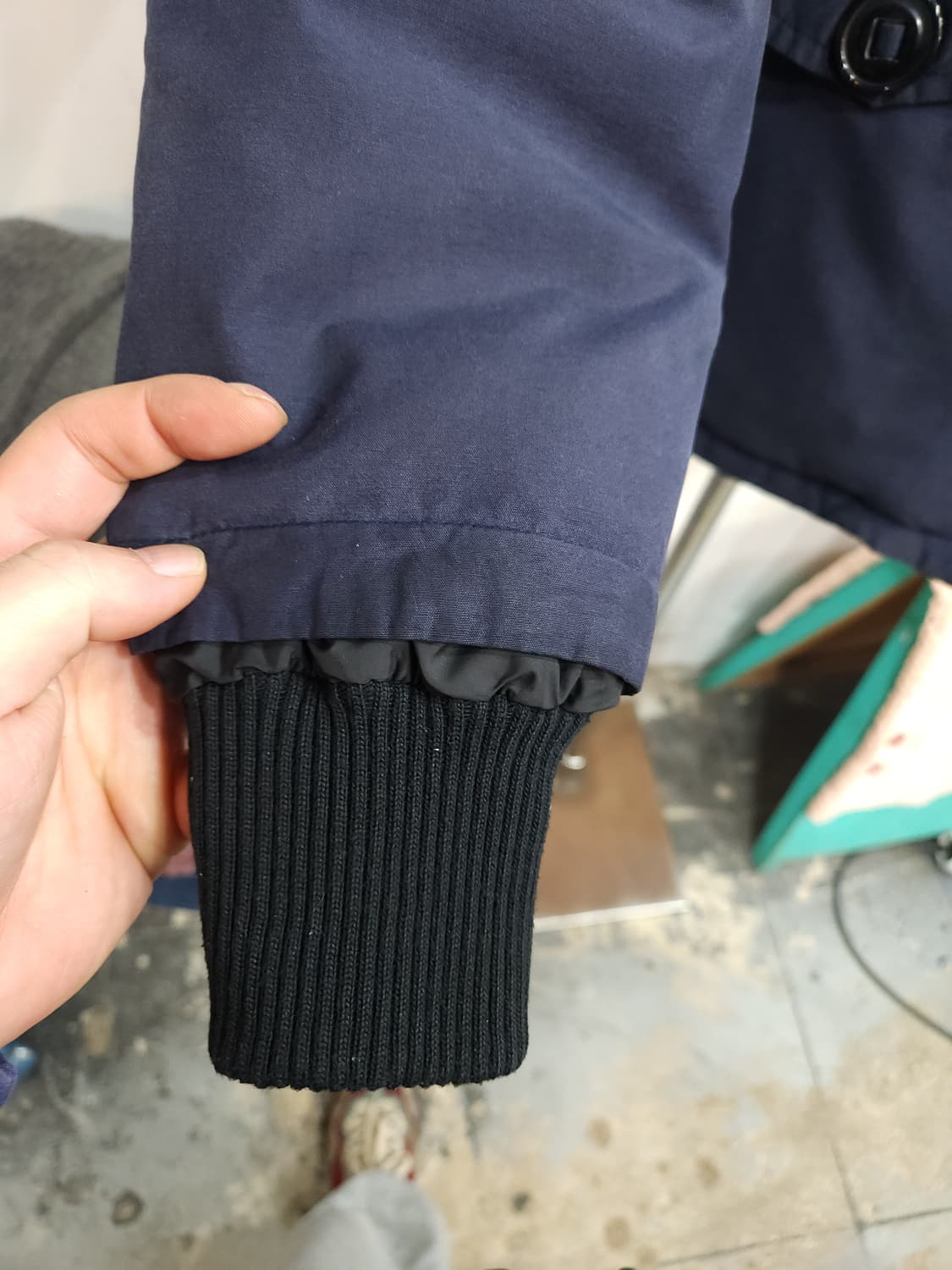 캐나다구스 몬테넬로 후드 다운 점퍼

 상품이미지4