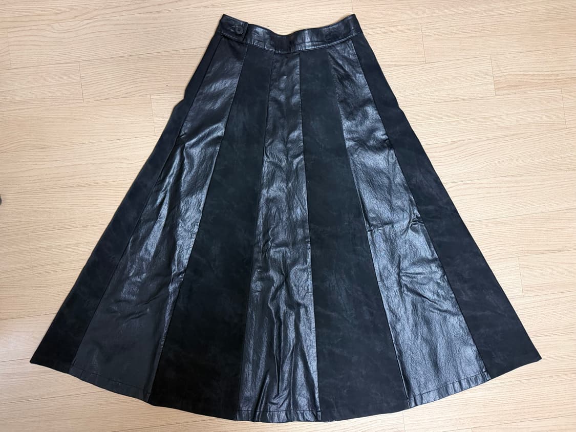 유노이아 레더 스커트 셋업 상품이미지4