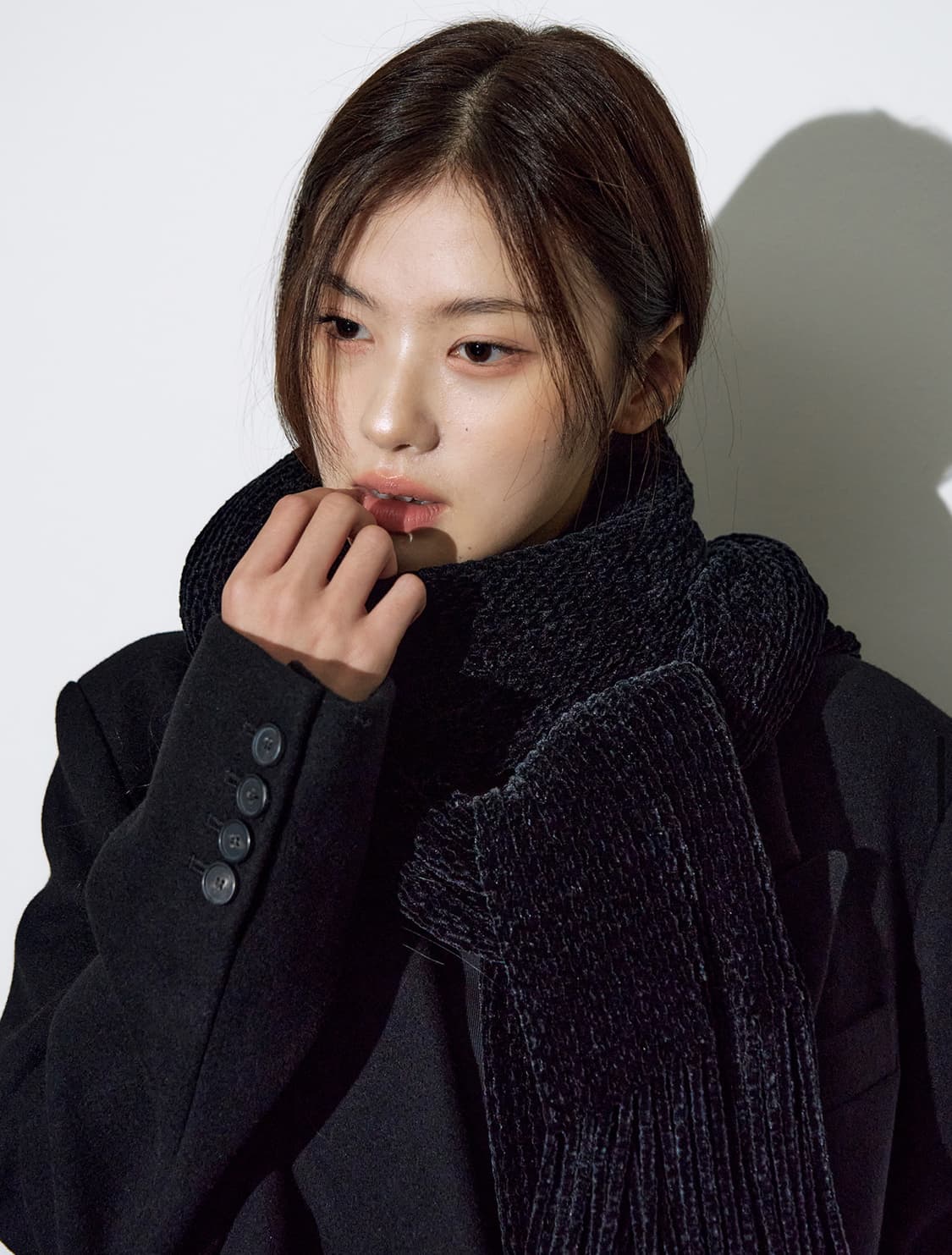 헬레네파리스 웨이빙 벨루어 롱 머플러 상품이미지2