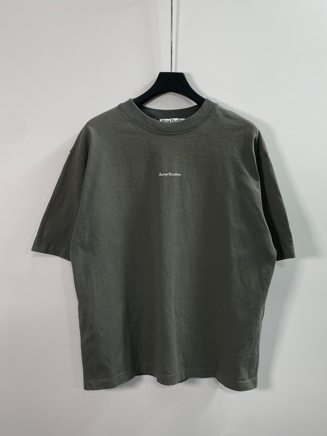 아크네 스튜디오 미드로고 반팔티 (on.557) 상품이미지1