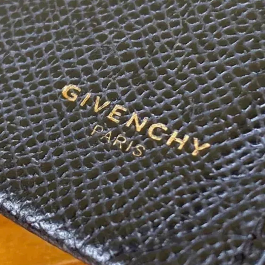 [정품] GIVENCHY 지방시 에로스 로고프린팅 소가죽 카드지갑 상품이미지5